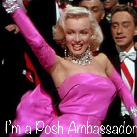 Studs, Cubic Zirconia, White Crystals - Picture 11 of 12